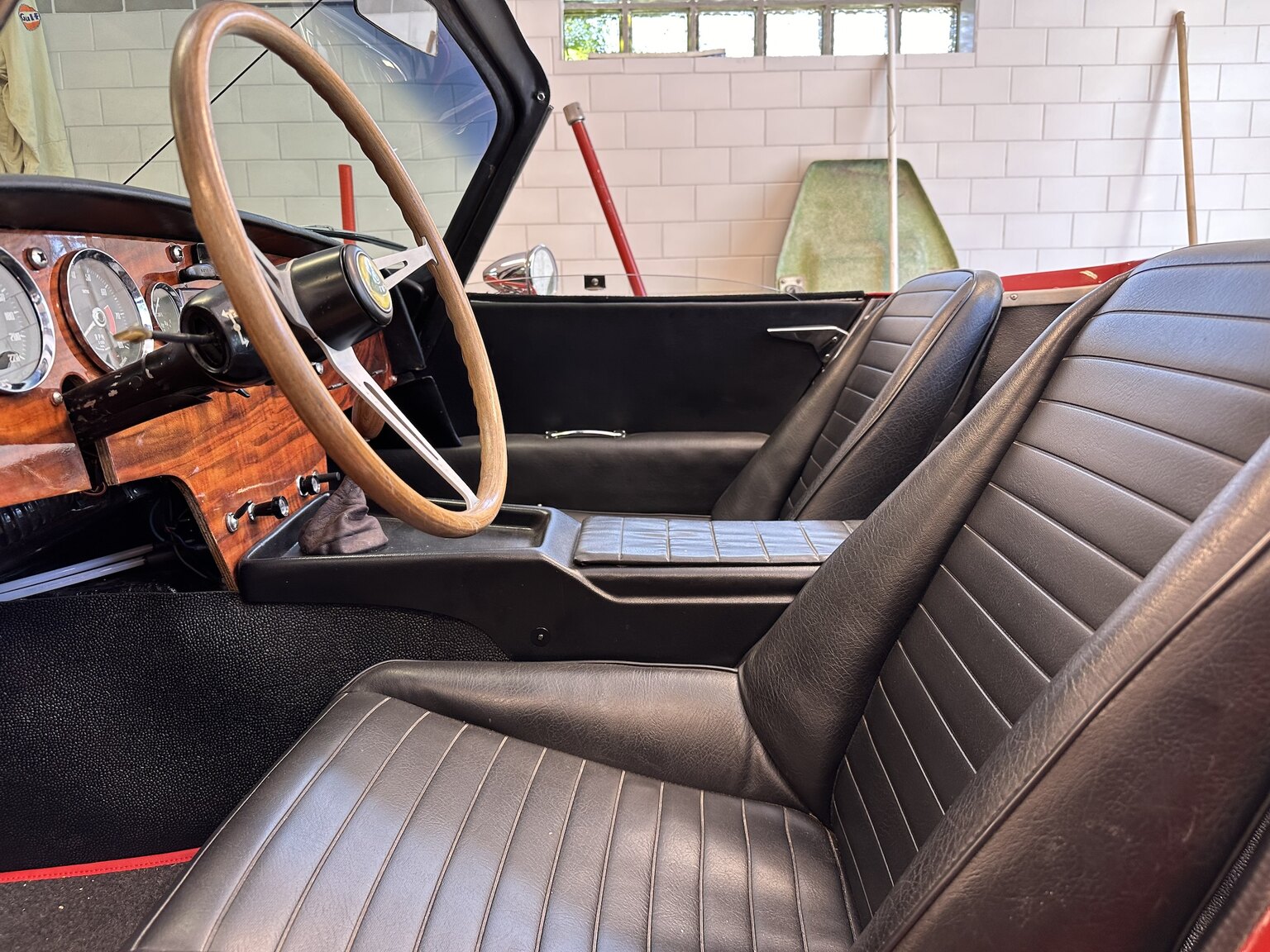 Innenraumfoto von 1964 Lotus Elan S2