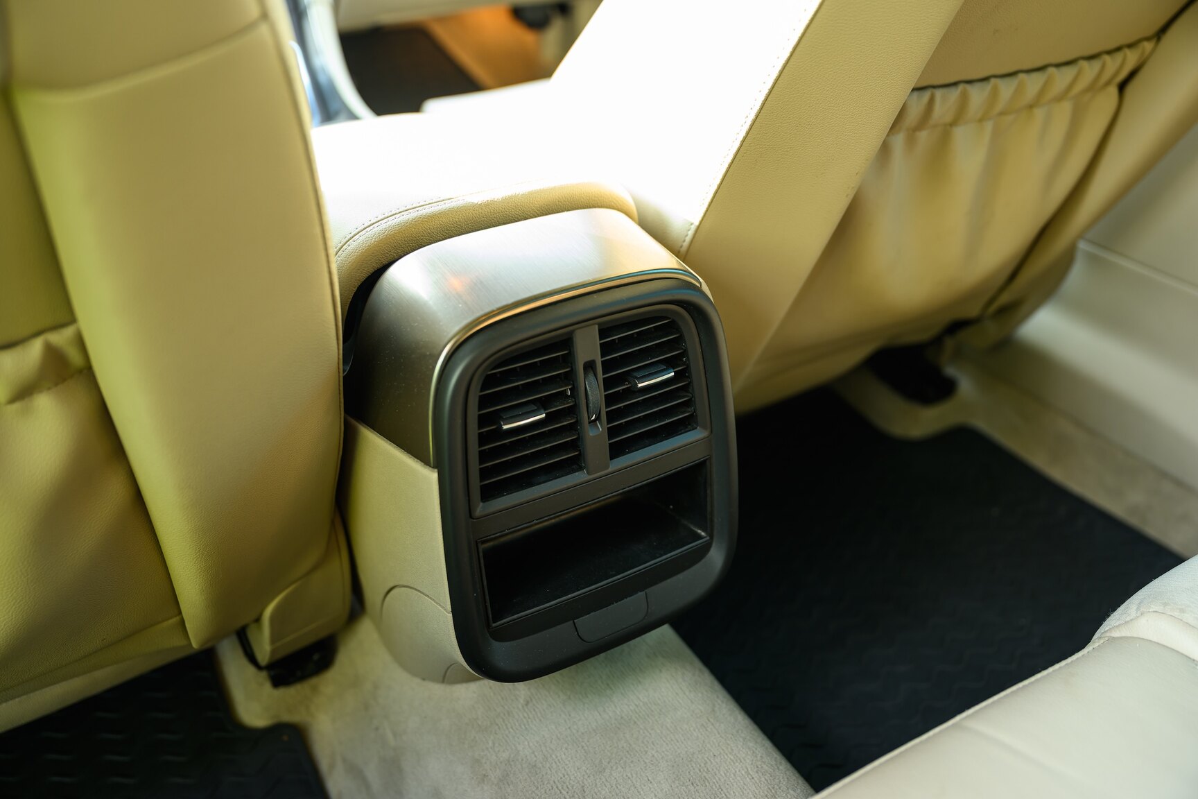 Interior image of 2011 SAAB 9-5 Biopower