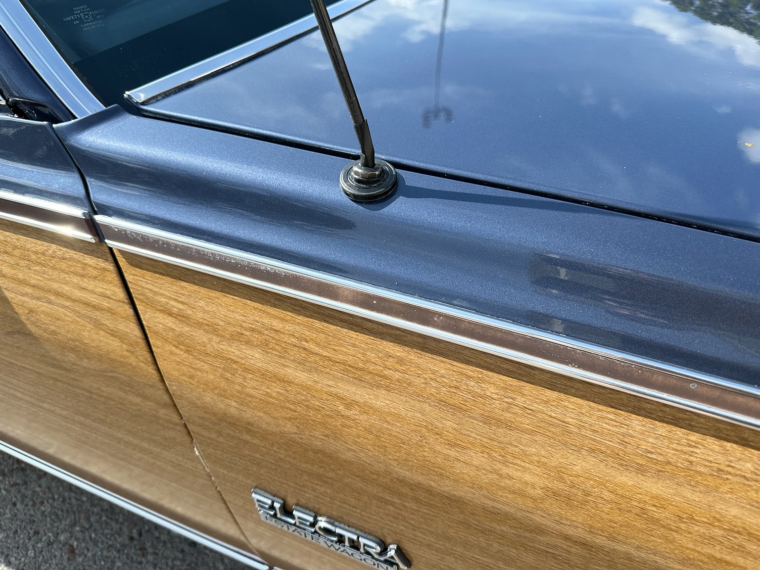 Exterior image of 1983 Buick Electra Estate Wagon 5.0