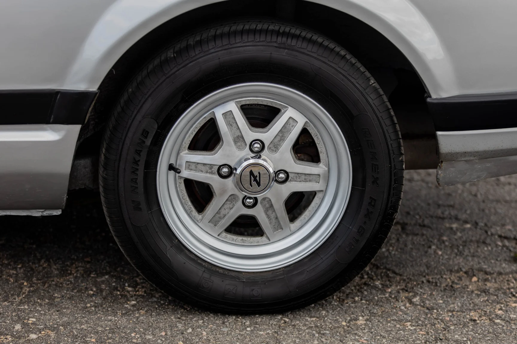 Exteriörbild på 1982 Datsun 280ZX (10)