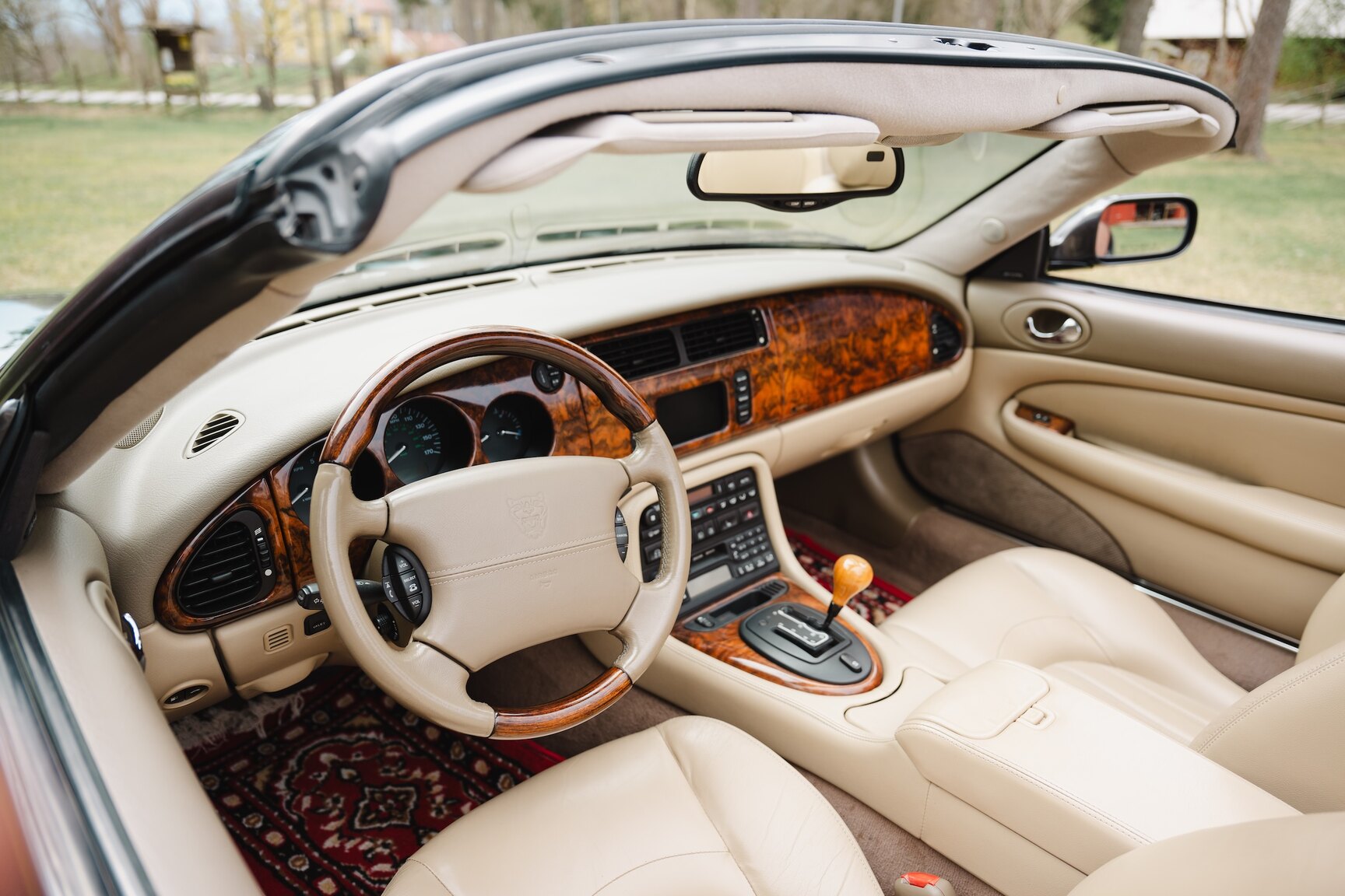 Interiörbild 2003 Jaguar XK8 Cabriolet