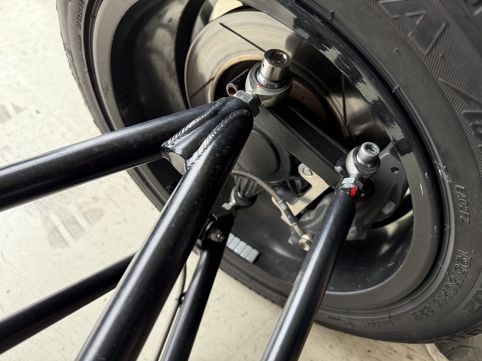Image of 2016 Ariel Atom 3.5 Cup mechanics