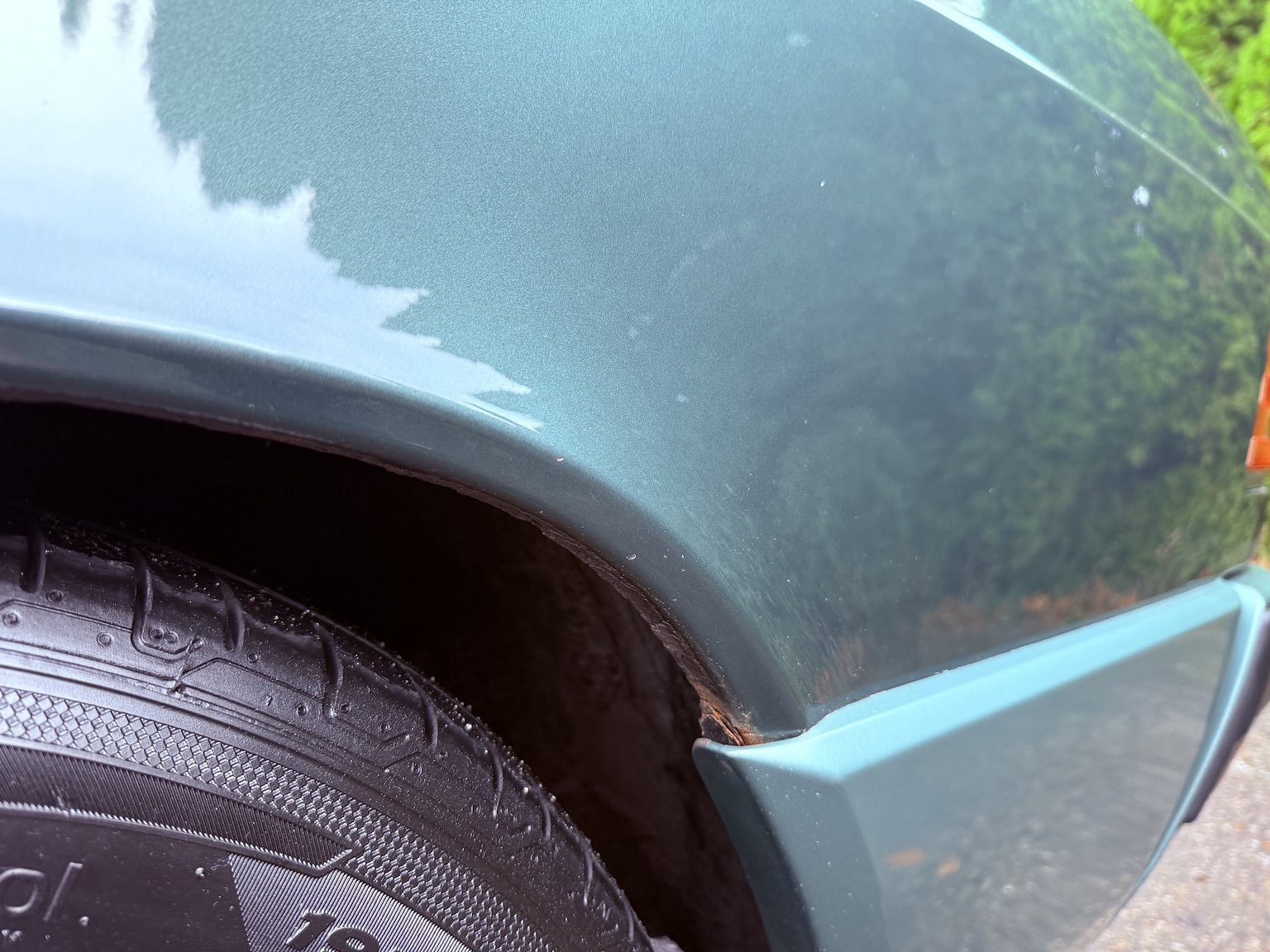 Exteriörbild på 1989 Mercedes-Benz 190 E