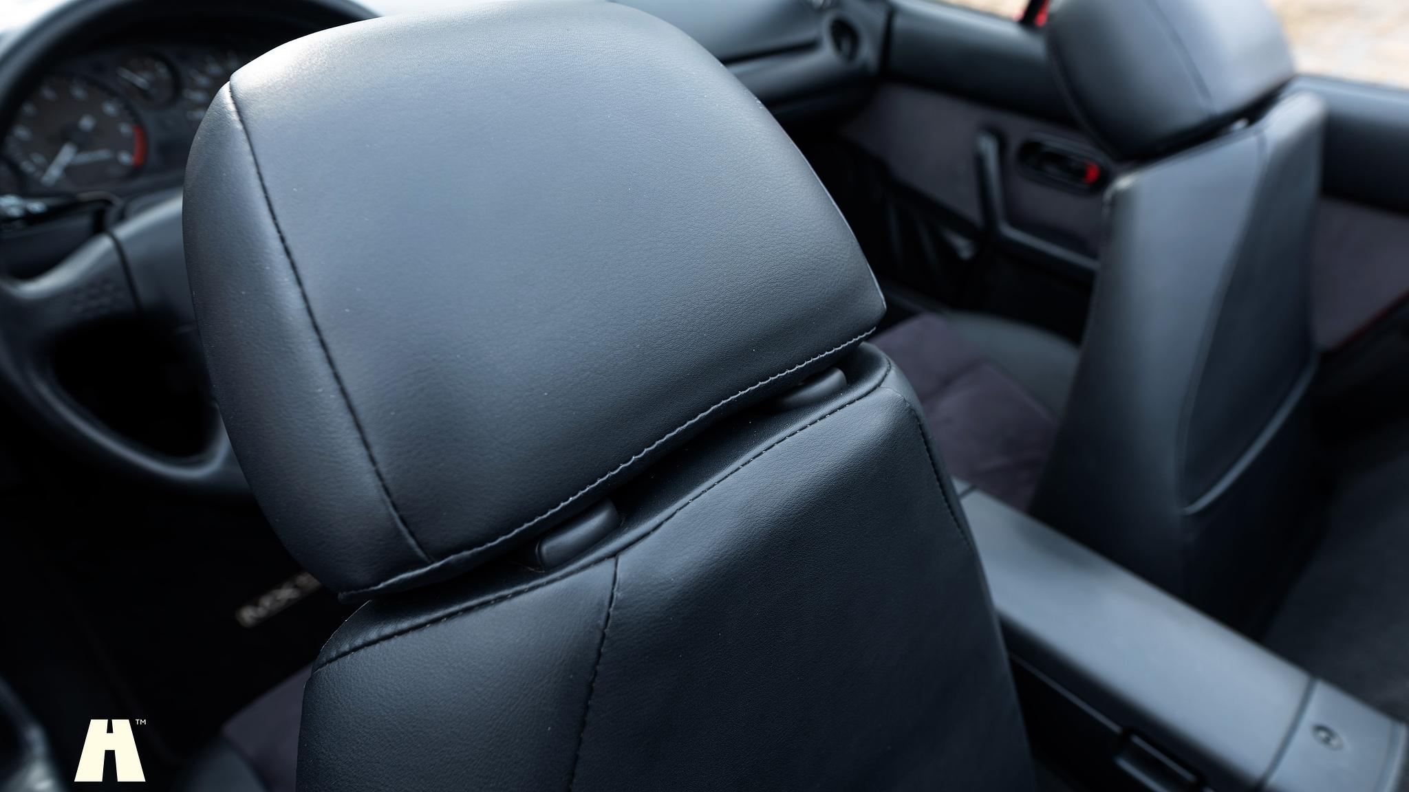 Innenraumfoto von 1997 Mazda MX-5 (20)