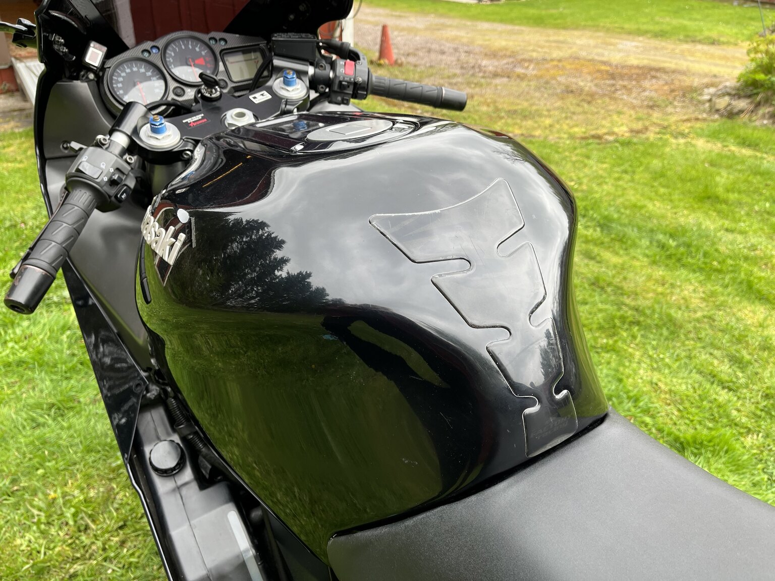 Aussenfoto 2002 Kawasaki Ninja ZX-12R (33)