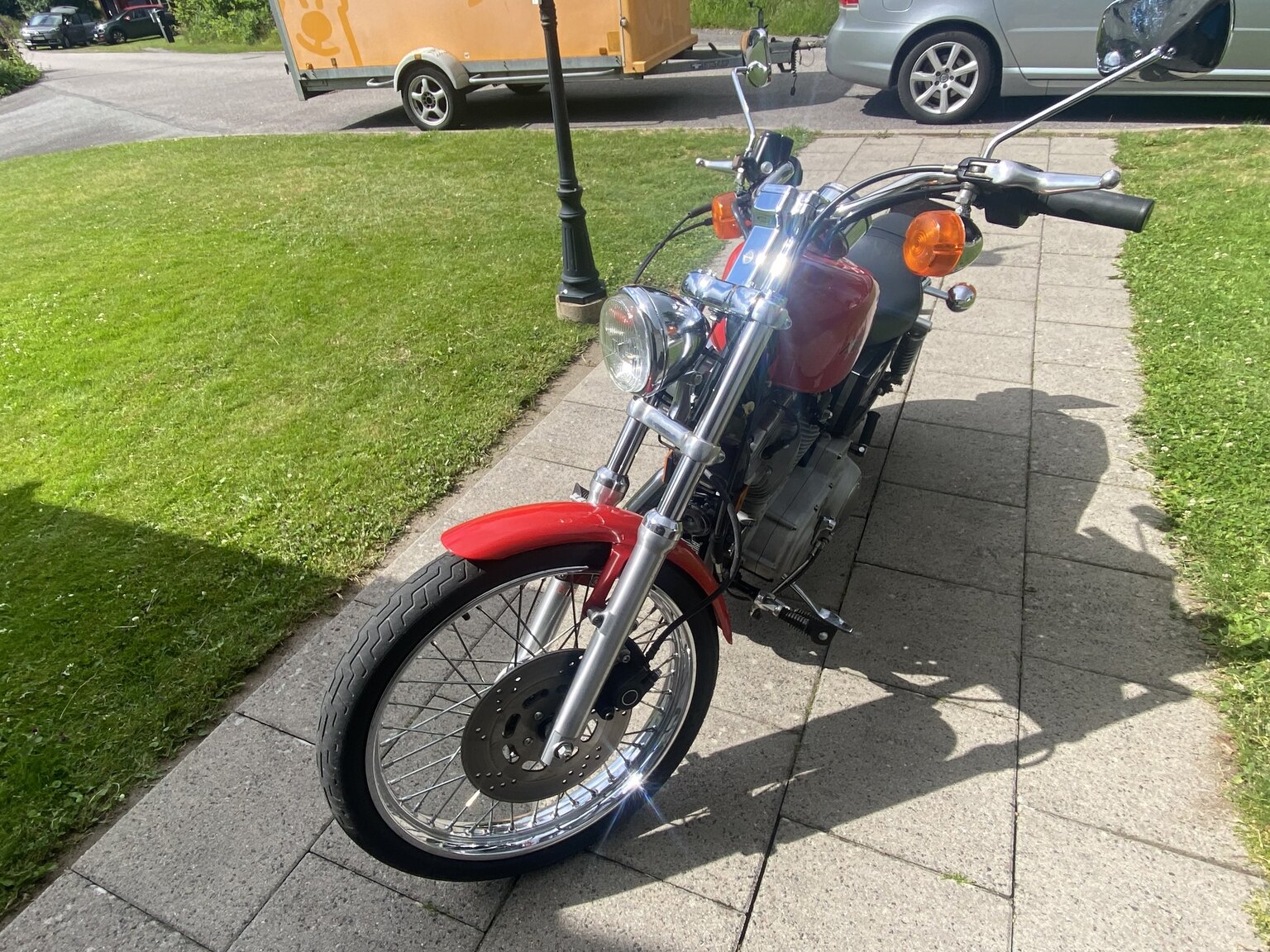 Exterior image of 1998 Harley-Davidson XL883