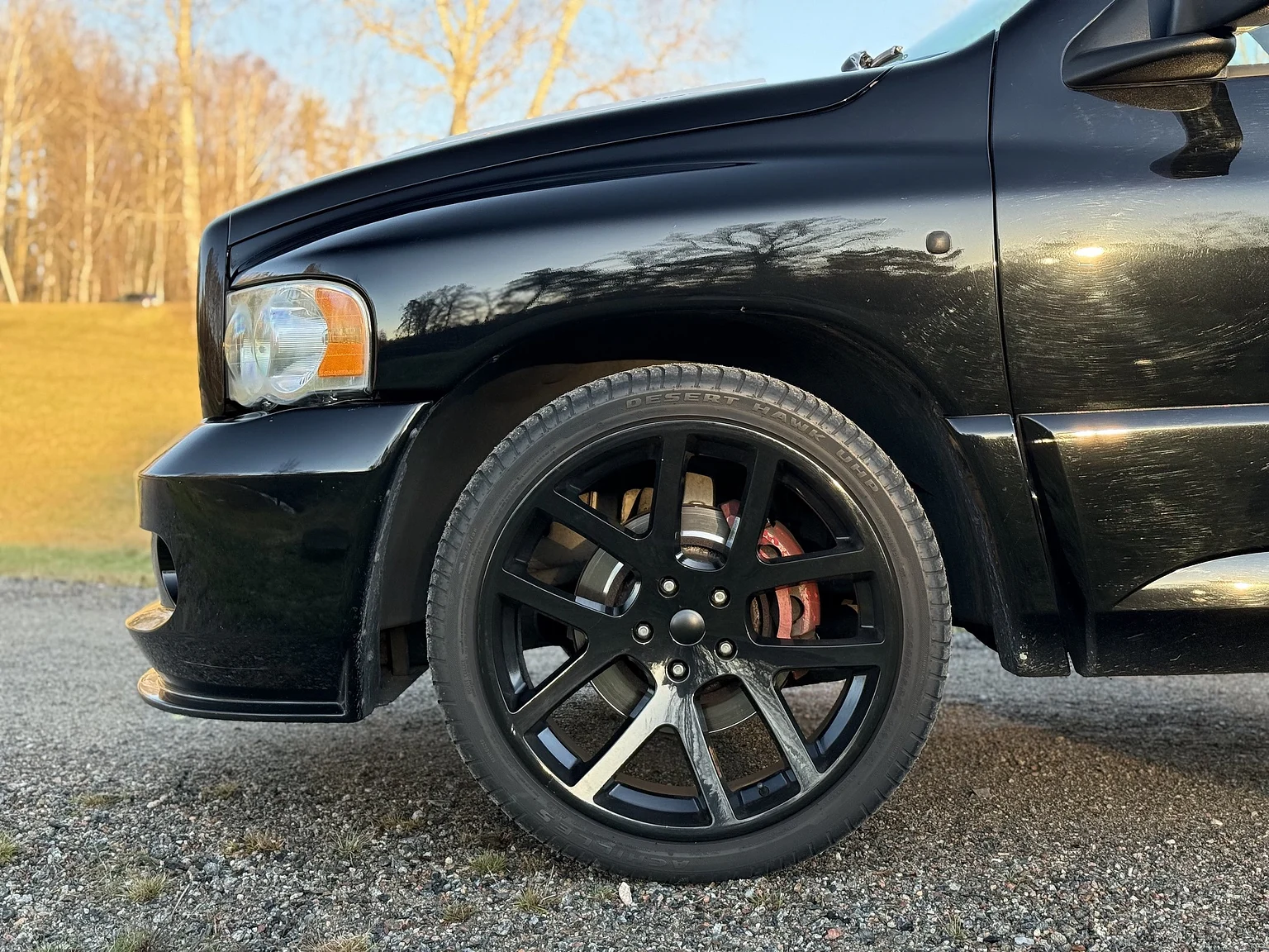 Exterior image of 2004 Dodge Ram SRT-10 (31)