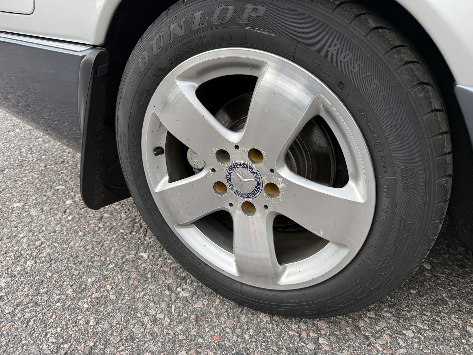 Aussenfoto 1994 Mercedes-Benz E 320 T (51)