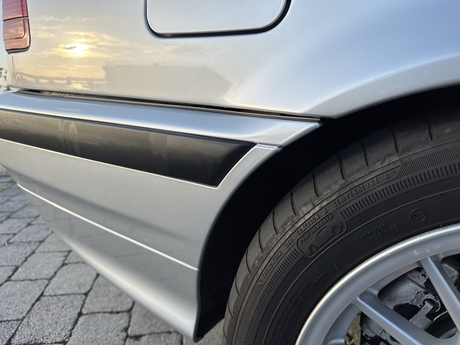 Aussenfoto 1993 BMW 325i Convertible