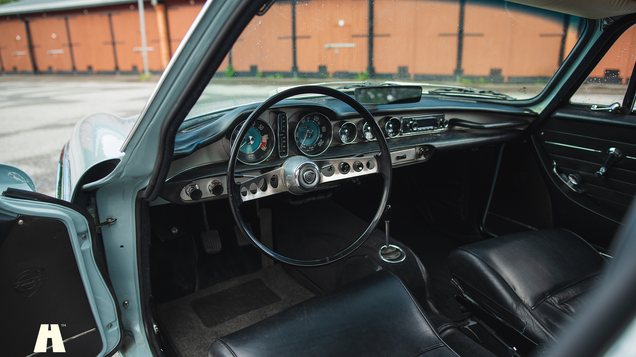 Interiörbild 1966 Volvo P1800 S (3)