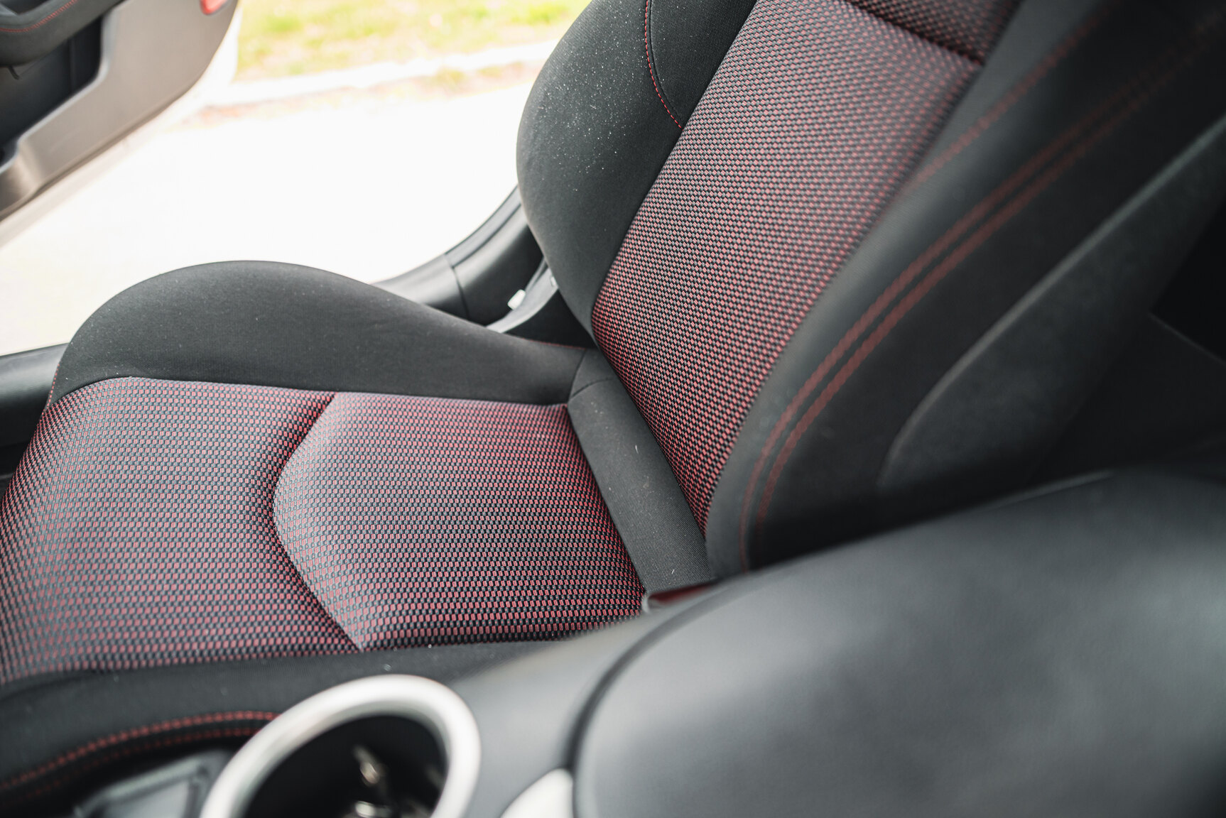 Interior image of 2014 Nissan 370Z Nismo