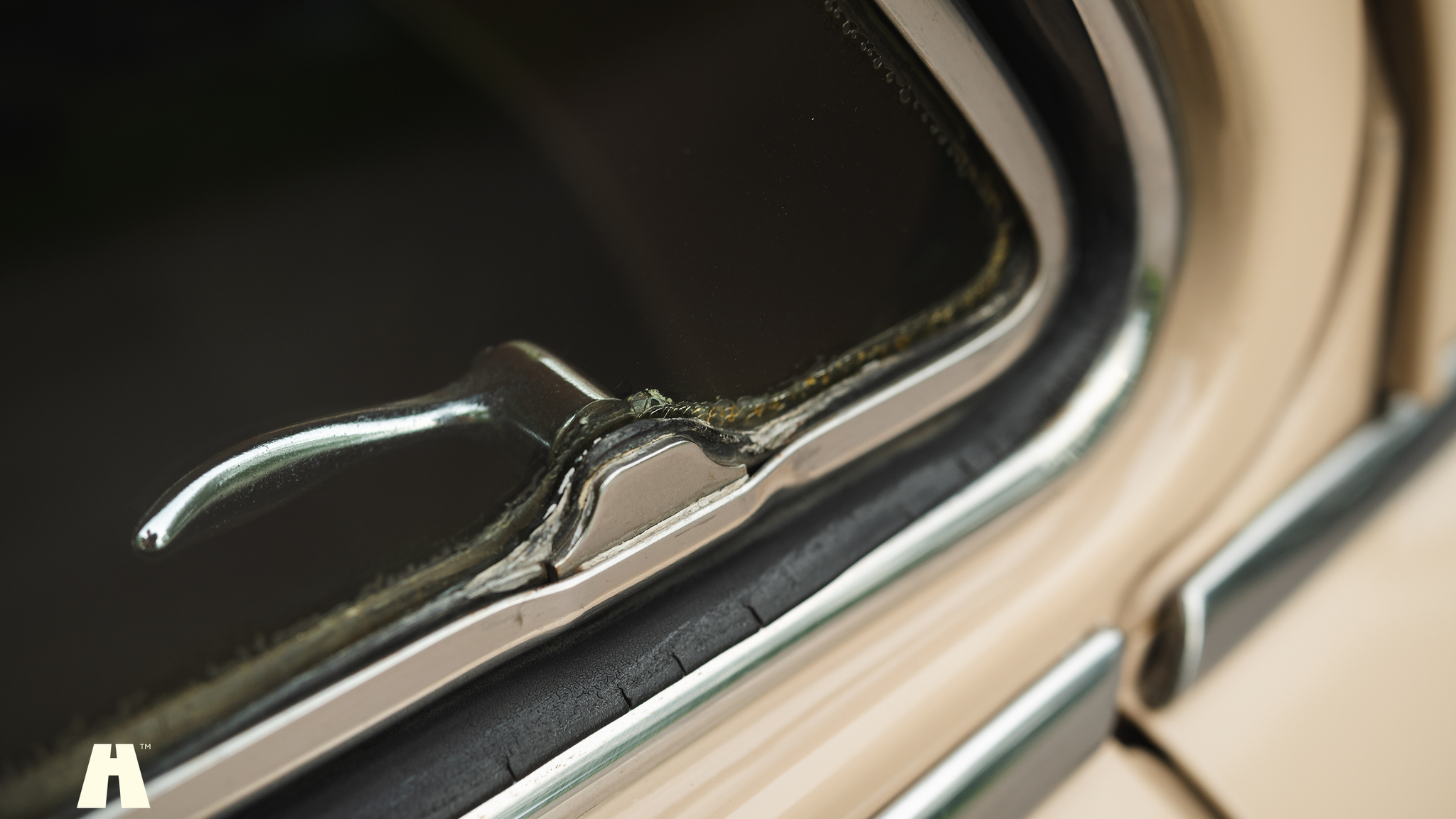 Exterior image of 1950 Mercury Eight Sport Sedan