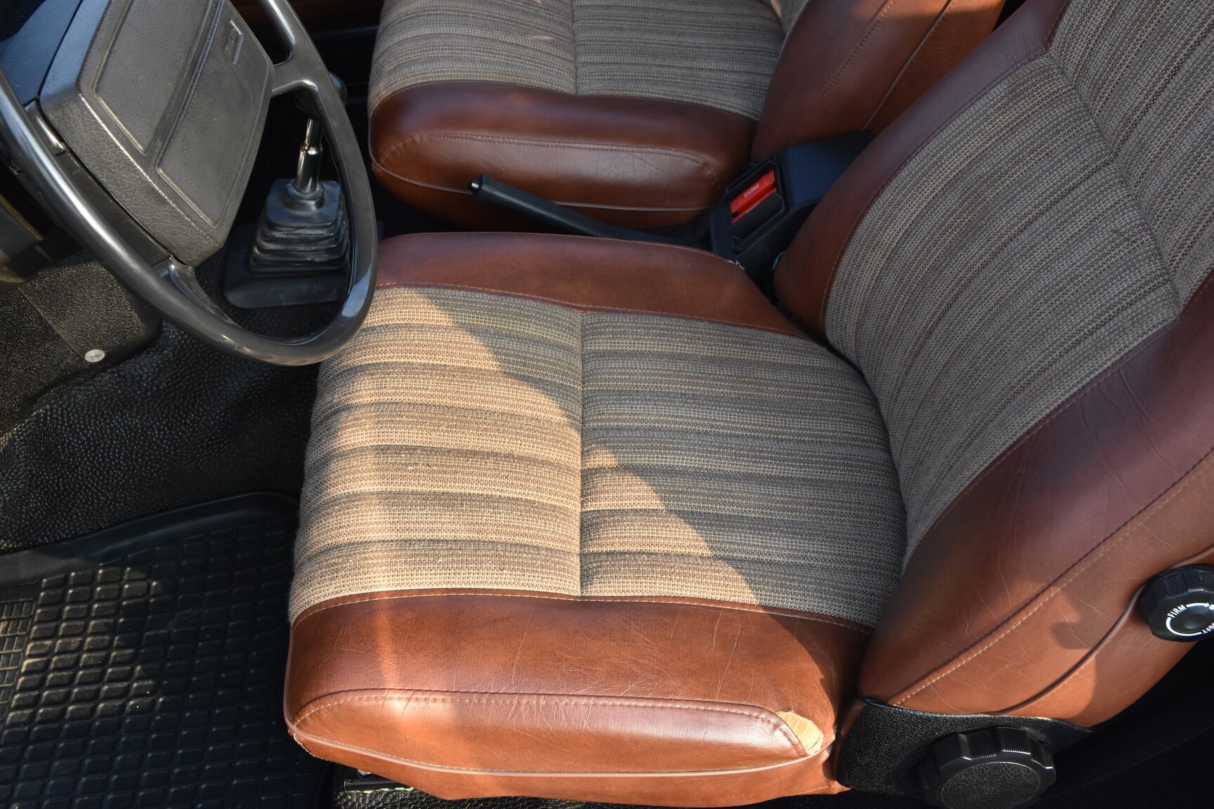 Interiörbild 1975 Volvo 242