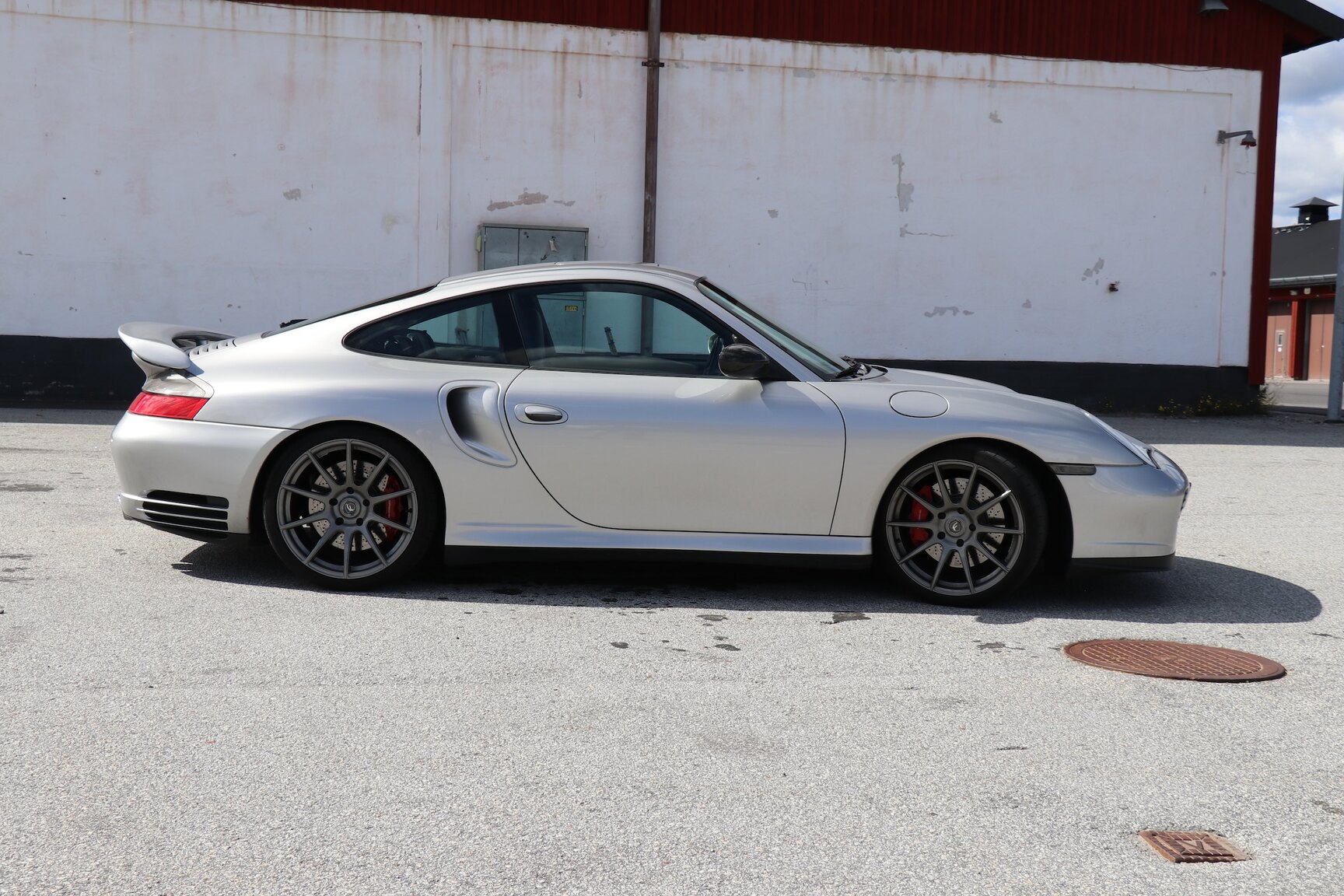 Exteriörbild på 2001 Porsche 911 Turbo