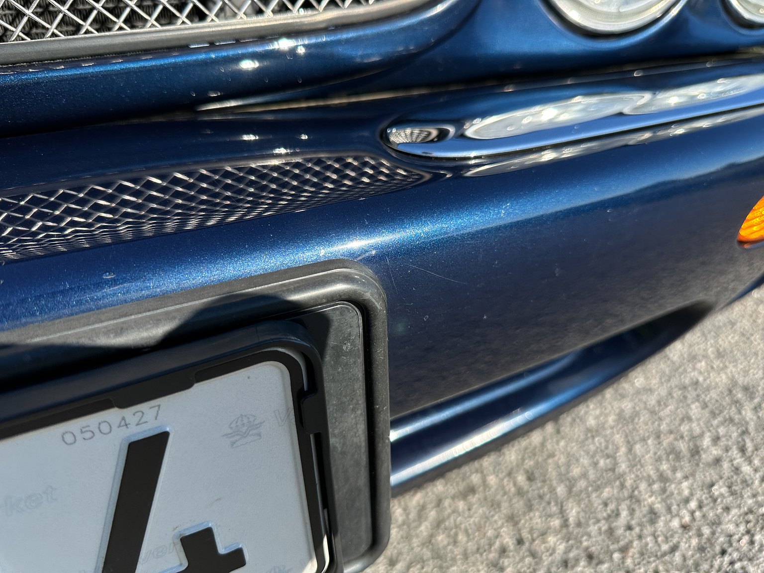 Exterior image of 2001 Jaguar XJR