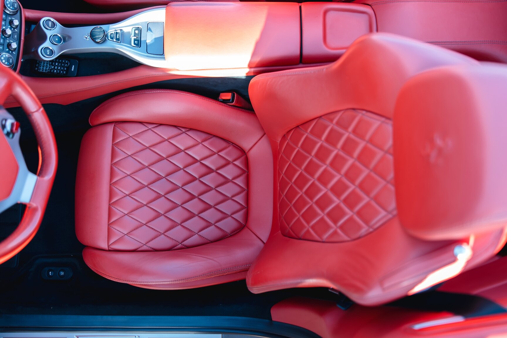 Interior image of 2011 Ferrari California 