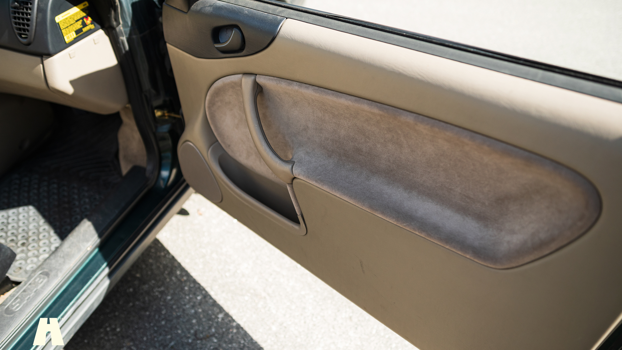 Interior image of 1995 SAAB 900 SE V6 Automat
