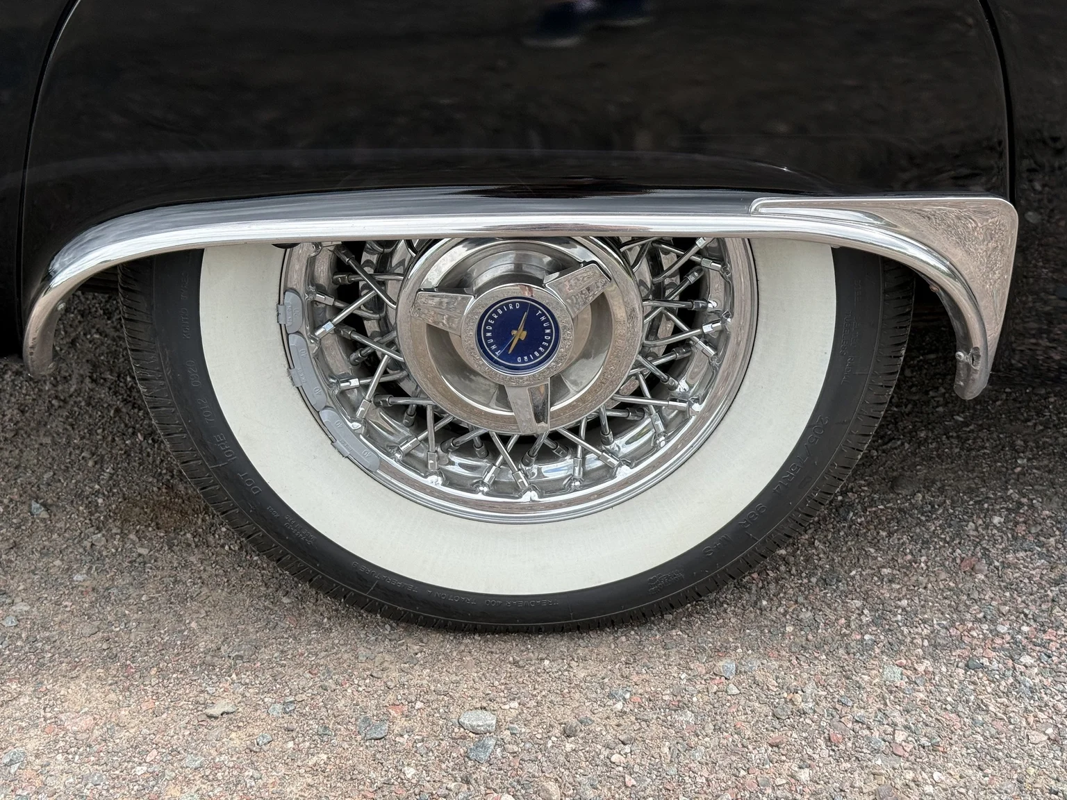 Aussenfoto 1957 Ford Thunderbird (35)