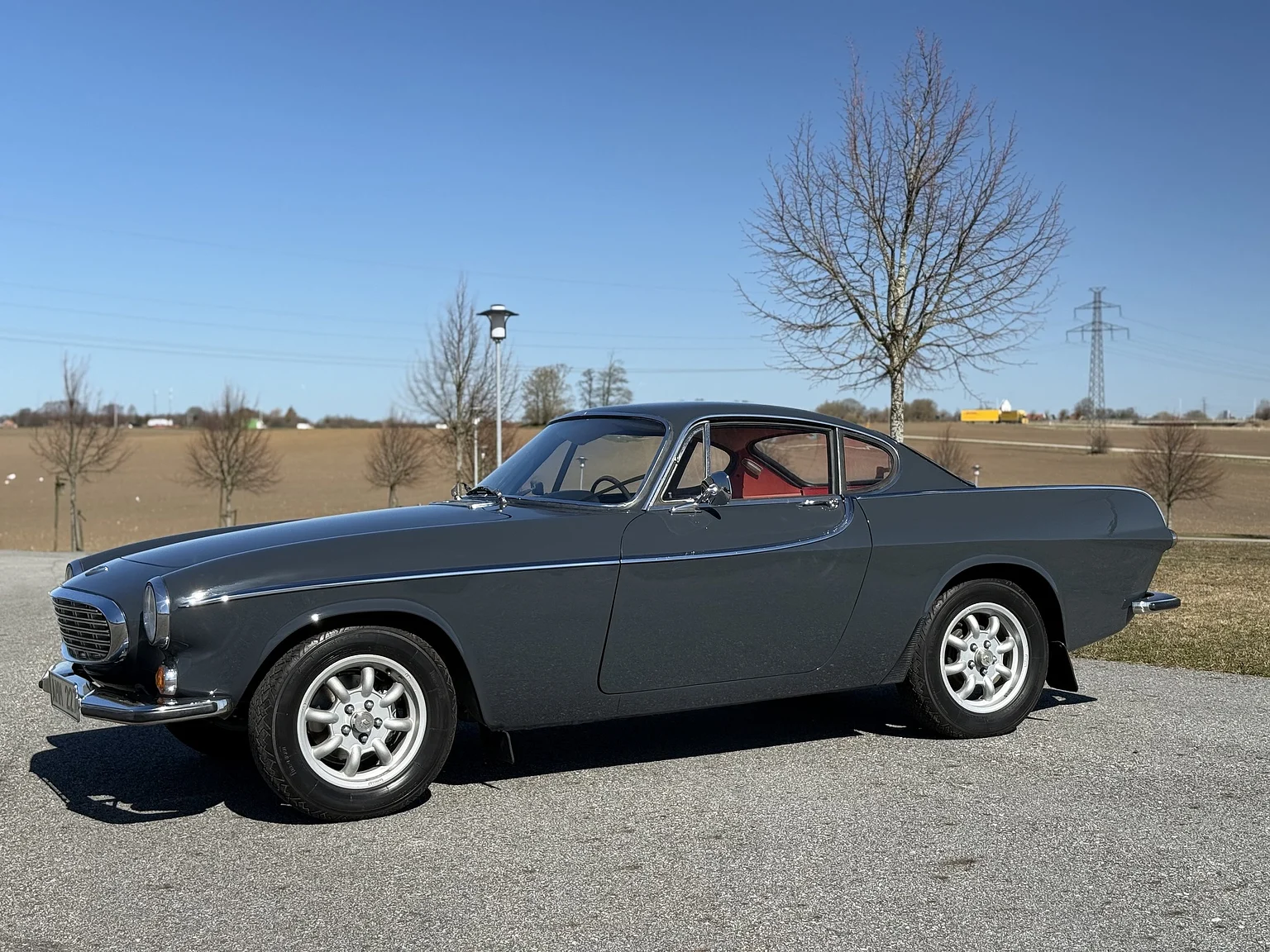 Aussenfoto 1966 Volvo P 1800S (5)