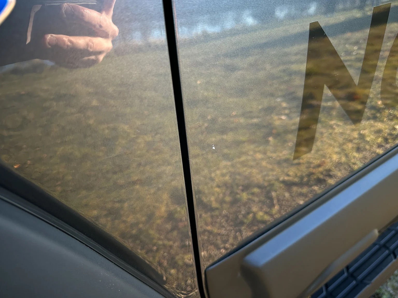 Exterior image of 2020 Northea Camper Expedition Volkswagen Amarok (114)