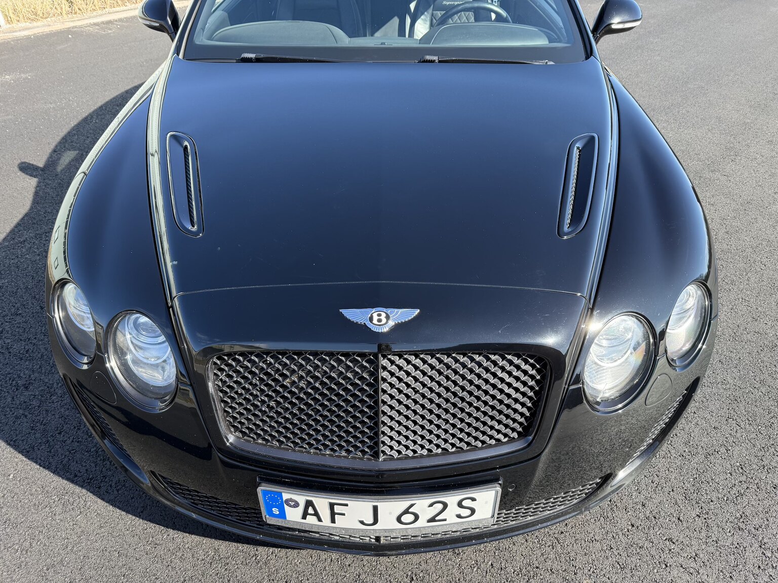 Exteriörbild på 2011 Bentley Continental Supersports