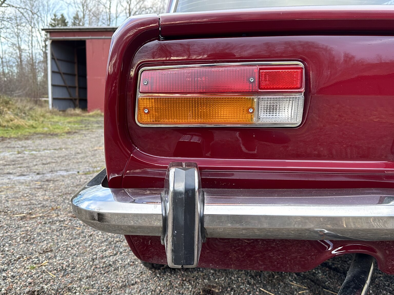 Exteriörbild på 1973 Alfa Romeo Berlina 2000