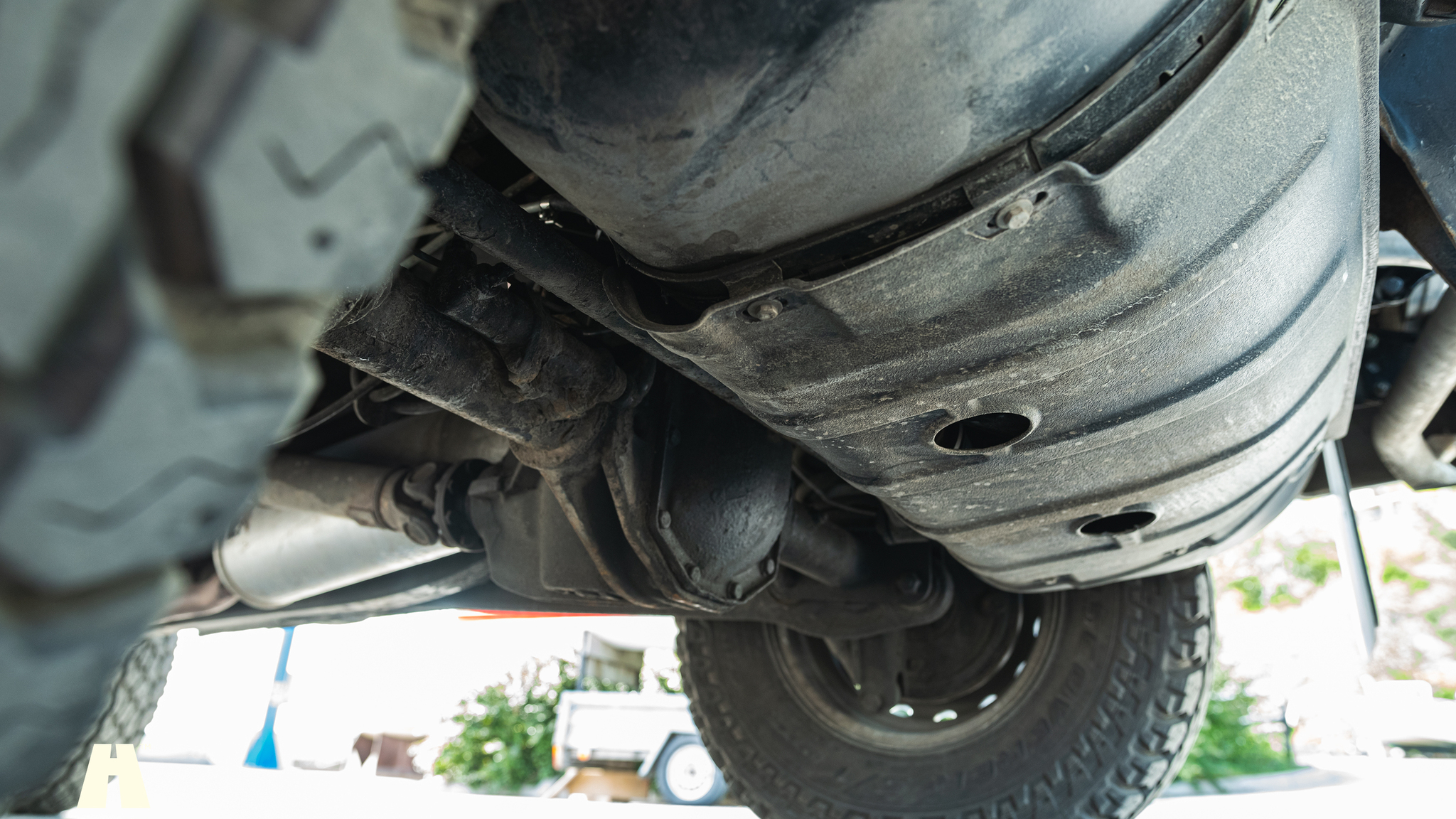 Image of 1985 Mercedes 230GE Cabrio mechanics