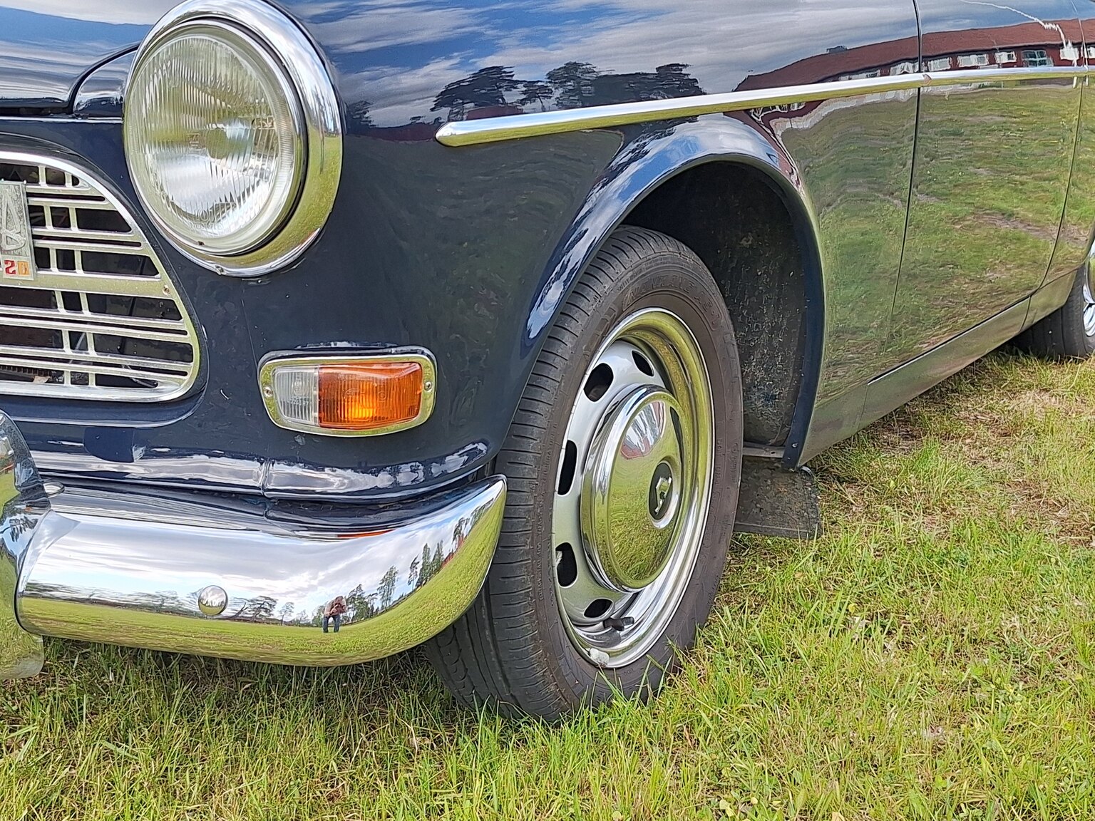 Exterior image of 1969 Volvo Amazon 