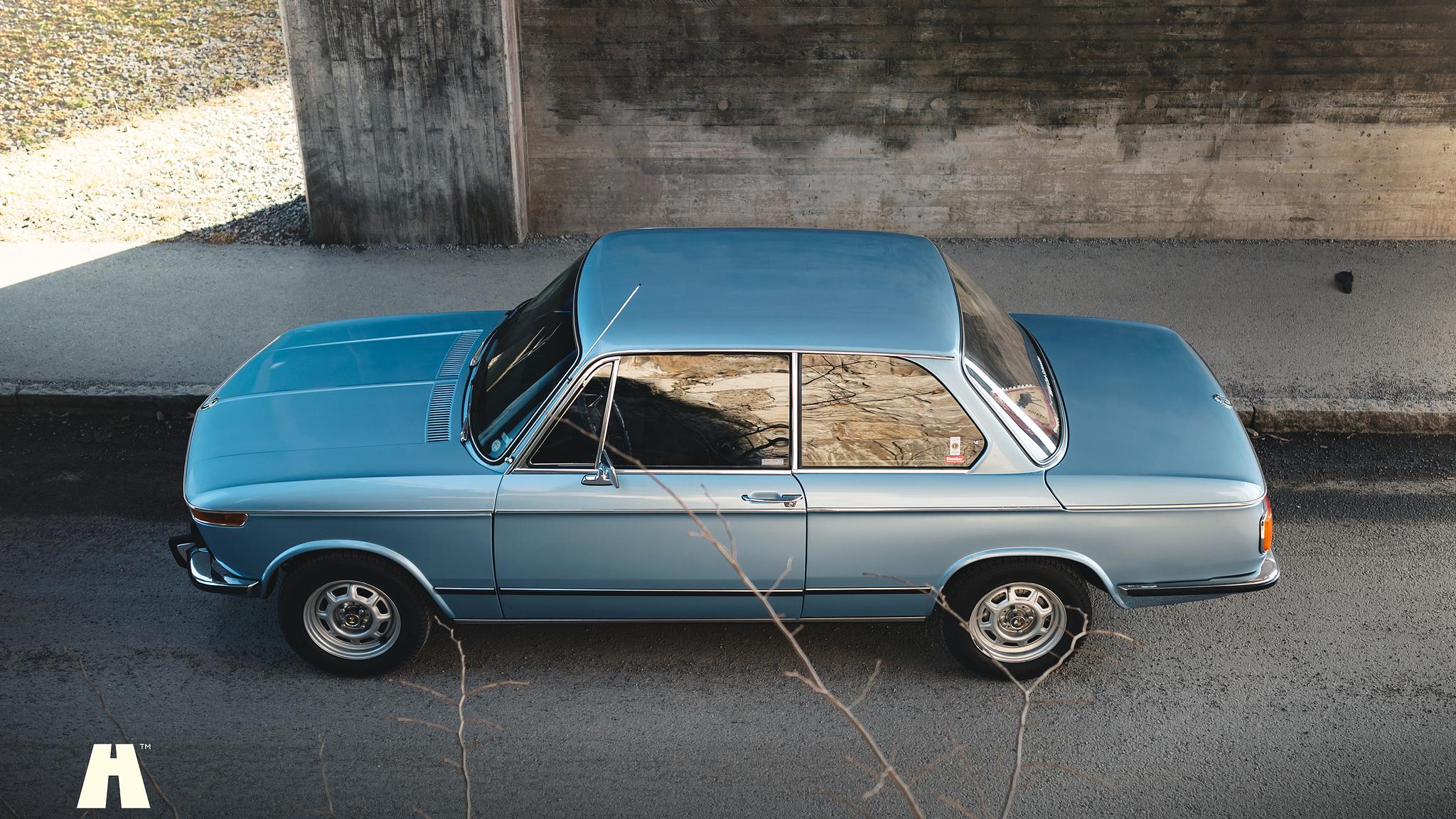 Exterior image of 1974 BMW 2002