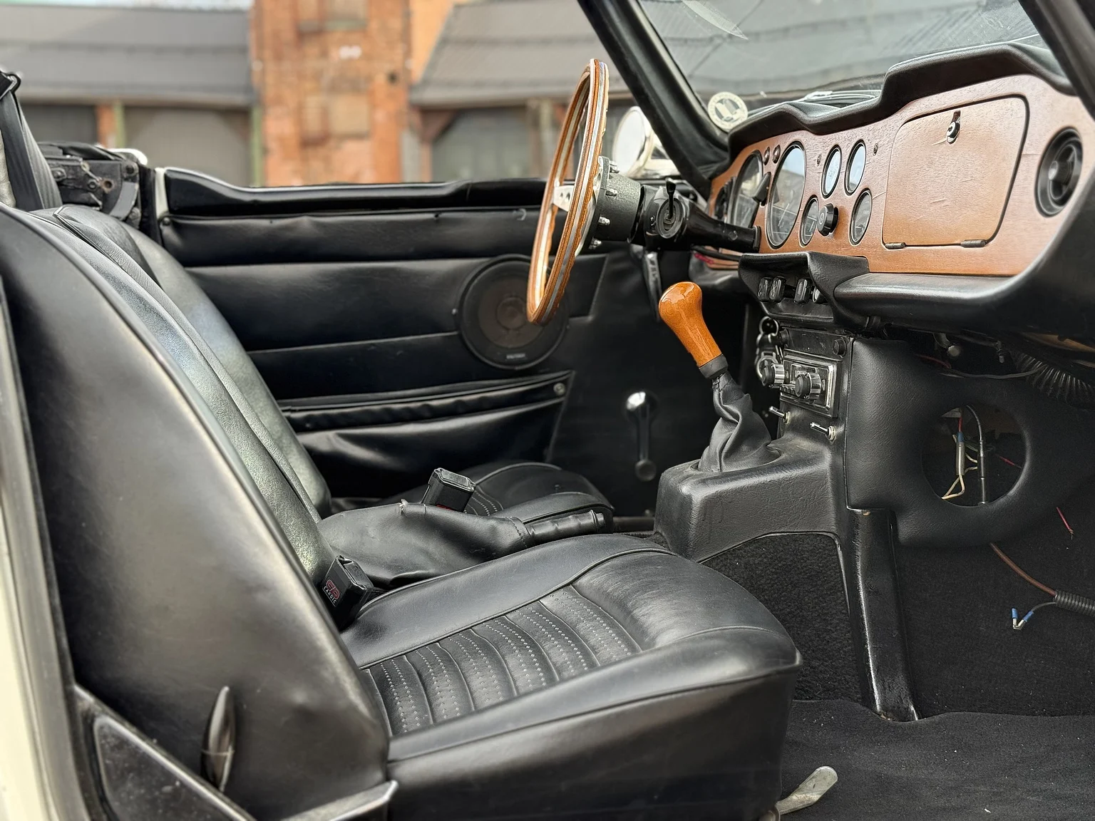 Innenraumfoto von 1970 Triumph TR6 (19)