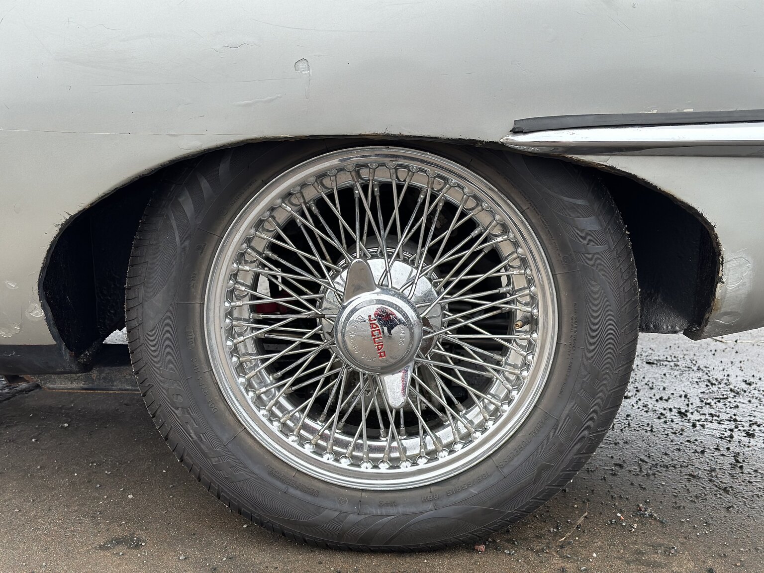 Exterior image of 1962 Jaguar E-Type 3.8 Series I