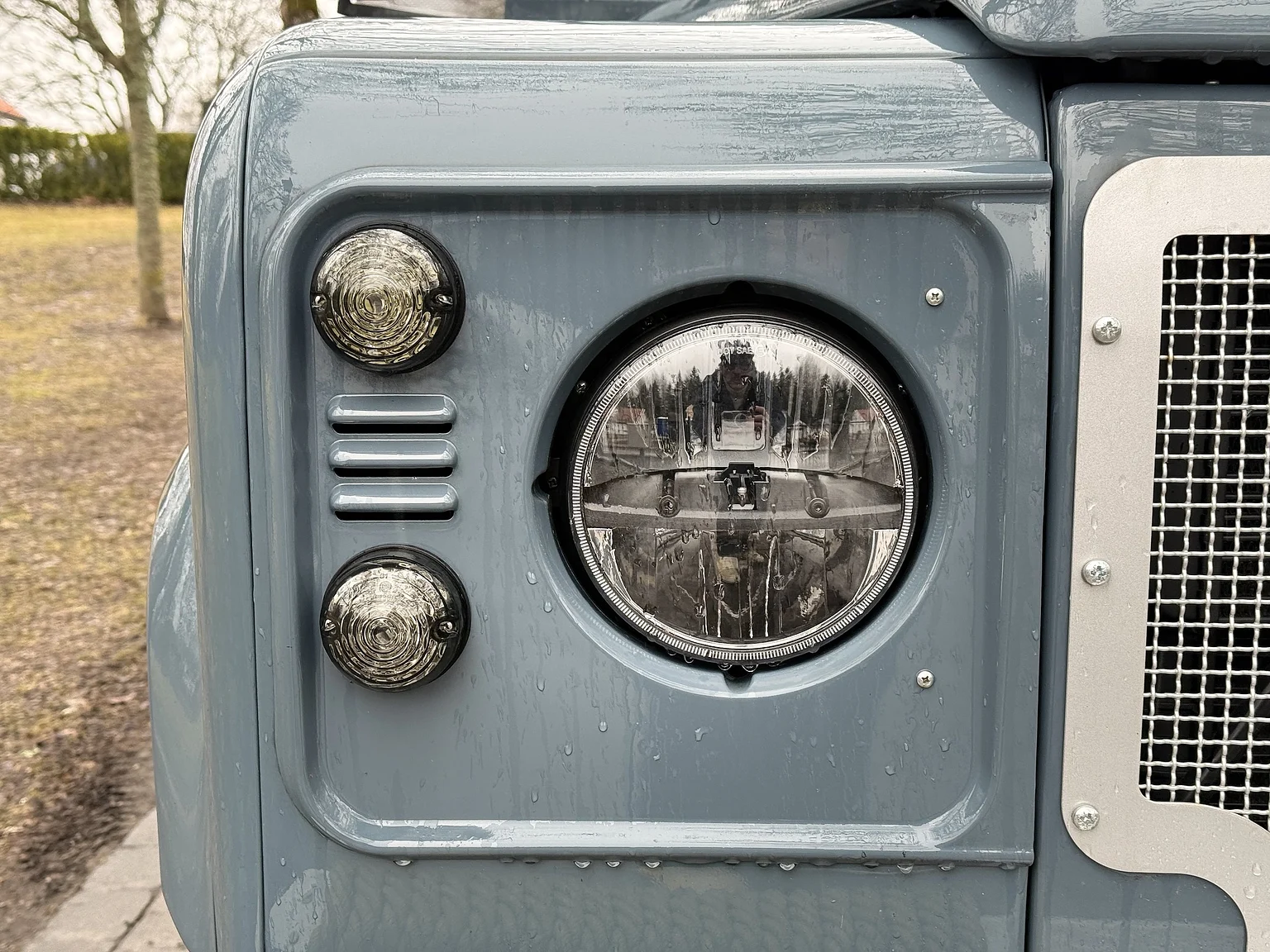 Aussenfoto 2000 Land Rover Defender 110 C (24)