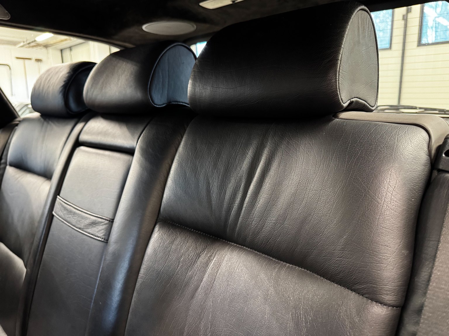 Interior image of 1995 BMW 540i Touring - NO RESERVE (28)