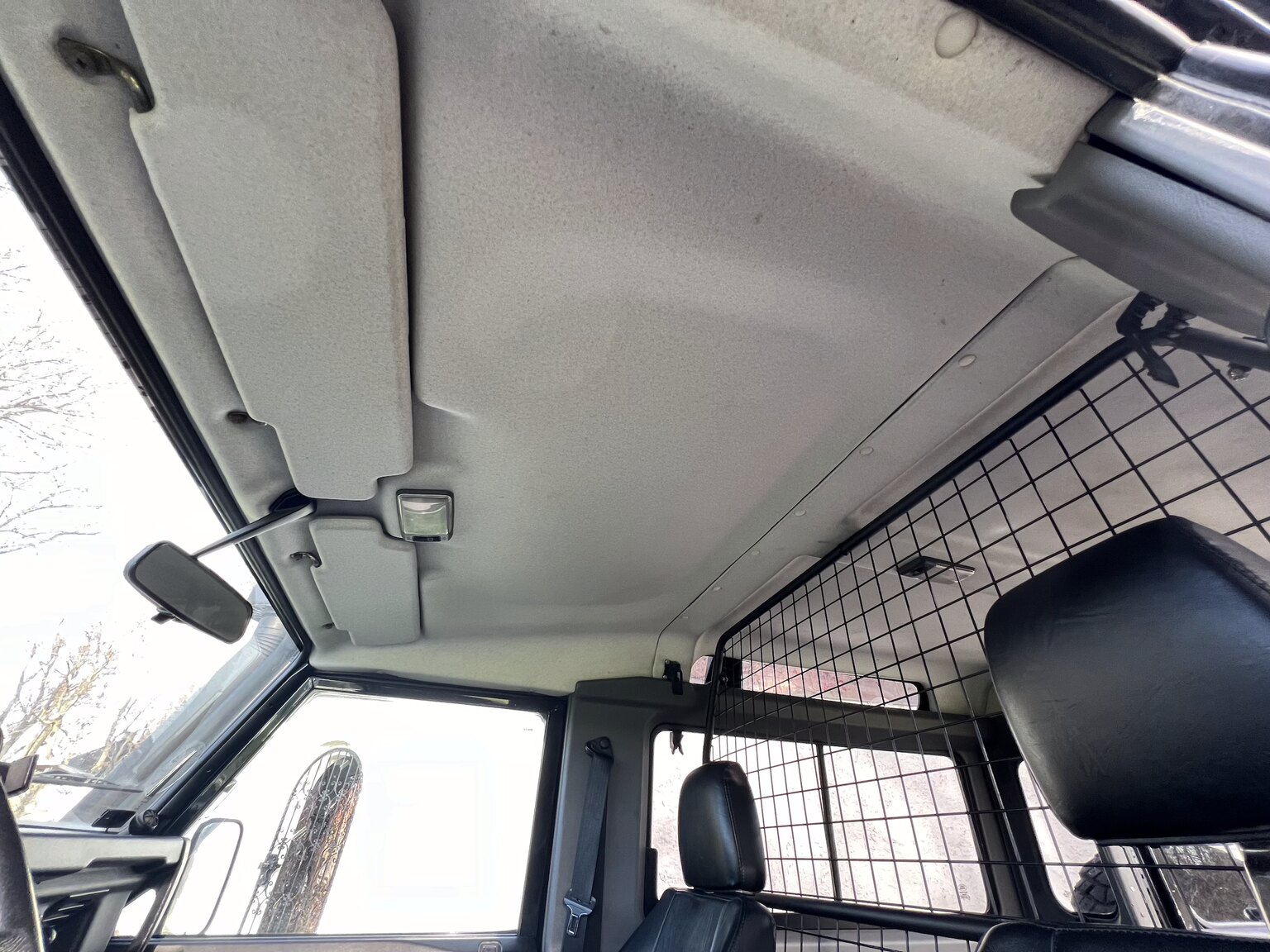 Interior image of 2002 Land Rover Defender 90 2.5 Td5