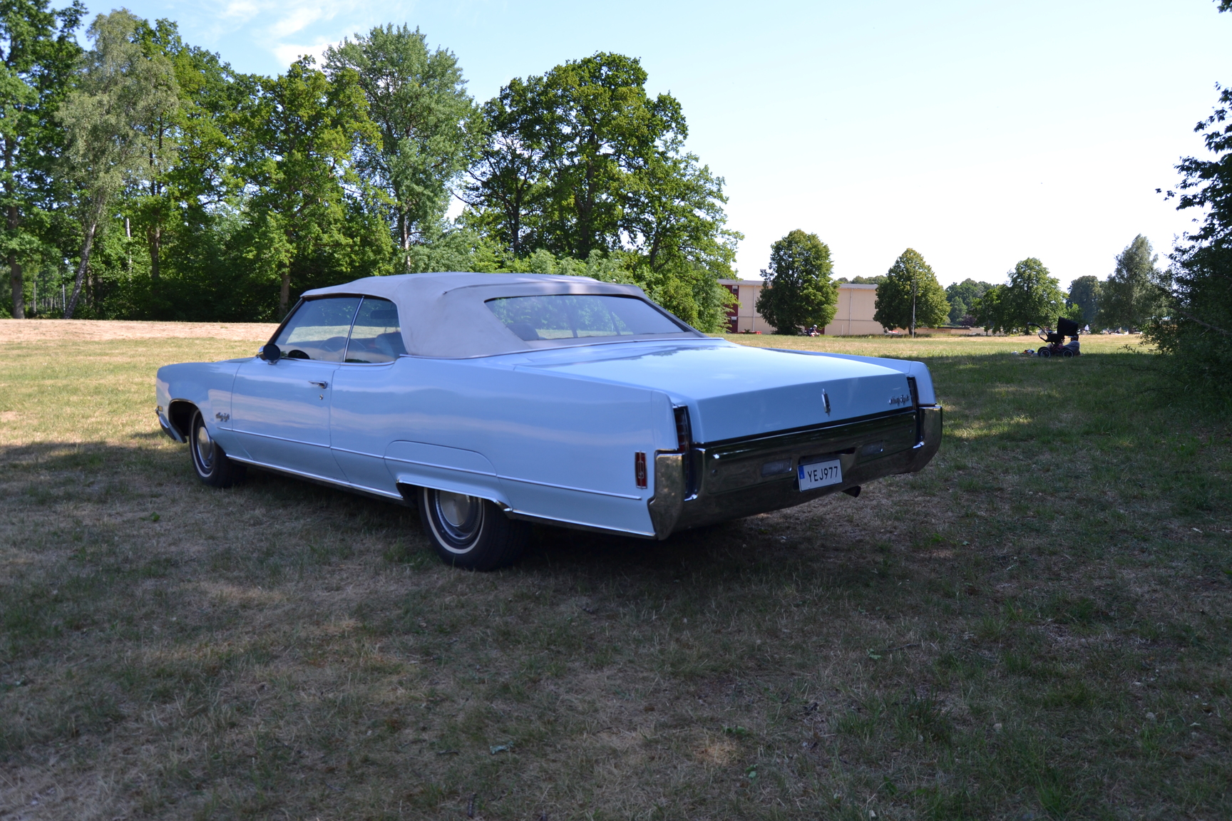 Aussenfoto 1970 Oldsmobile Ninety eight Convertible (7)