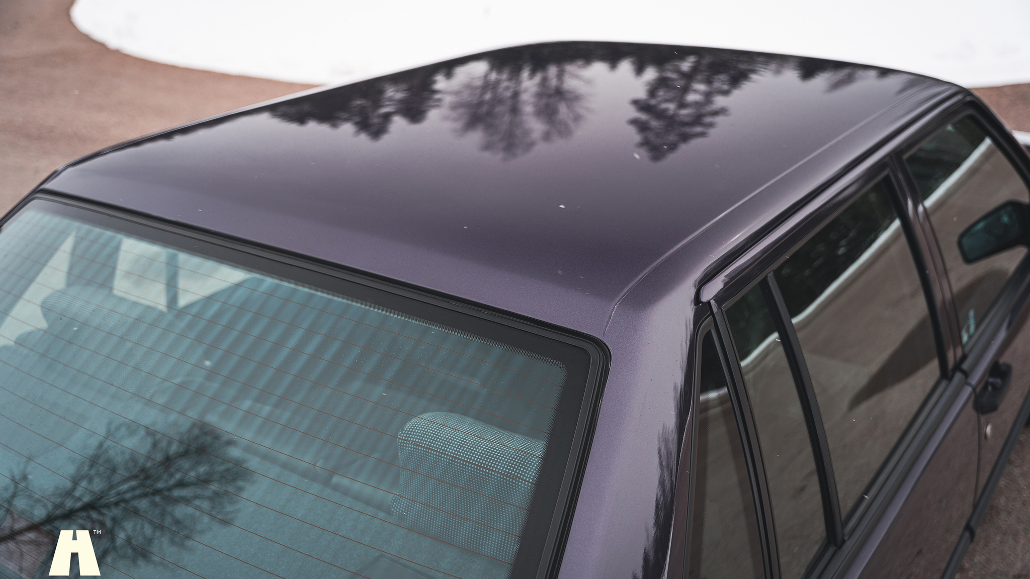 Exterior image of 1995 Volvo 940 SE