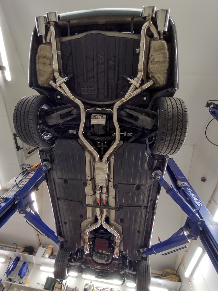 Image of 2003 Mercedes-Benz E55 AMG mechanics