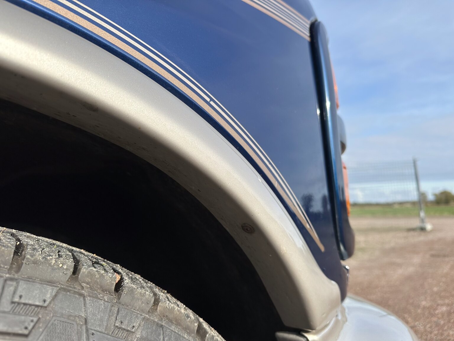Aussenfoto 2000 GMC Savana G1500 Conversion Van