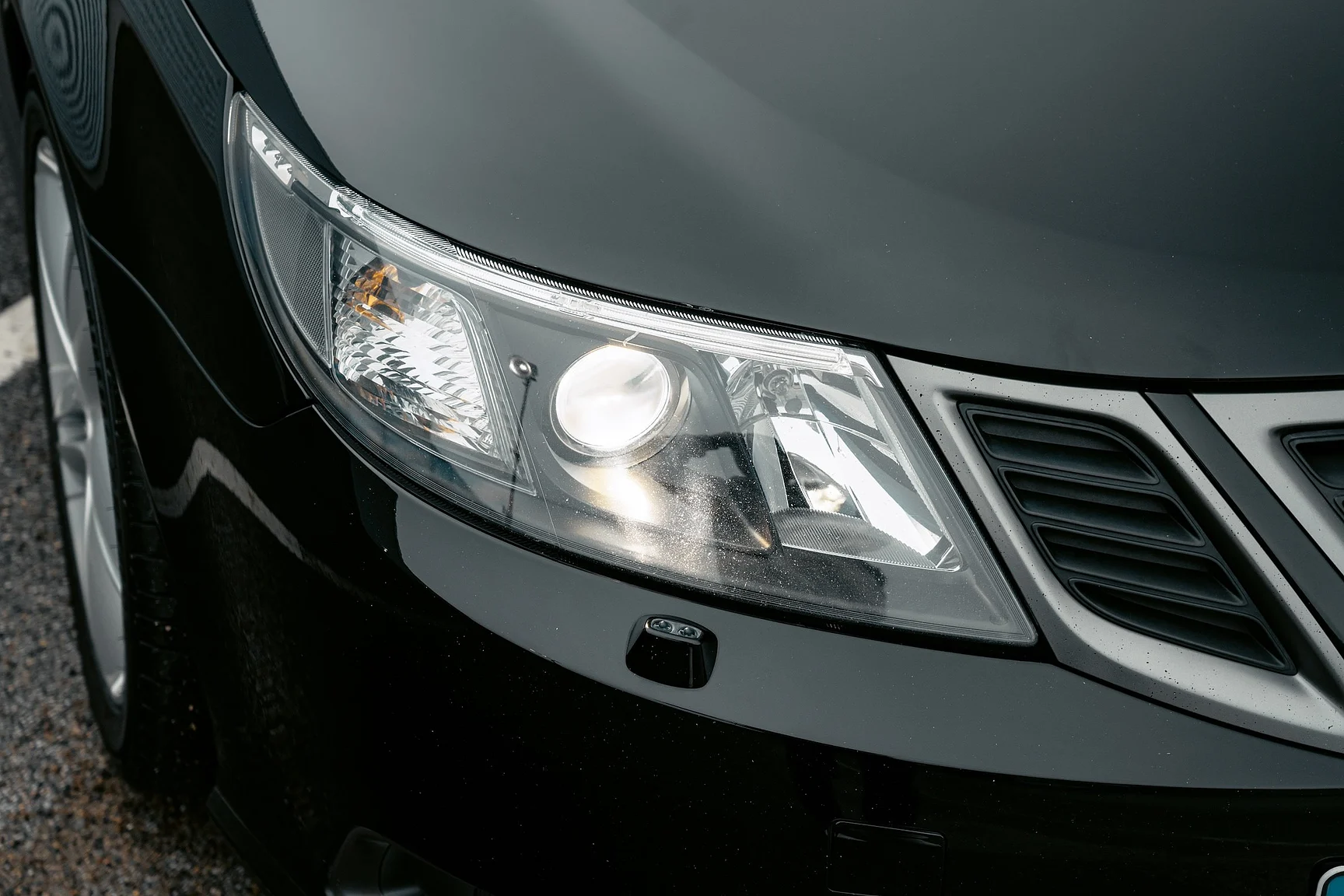 Exteriörbild på 2004 SAAB 9-3 Aero 2.0T Cabriolet (12)