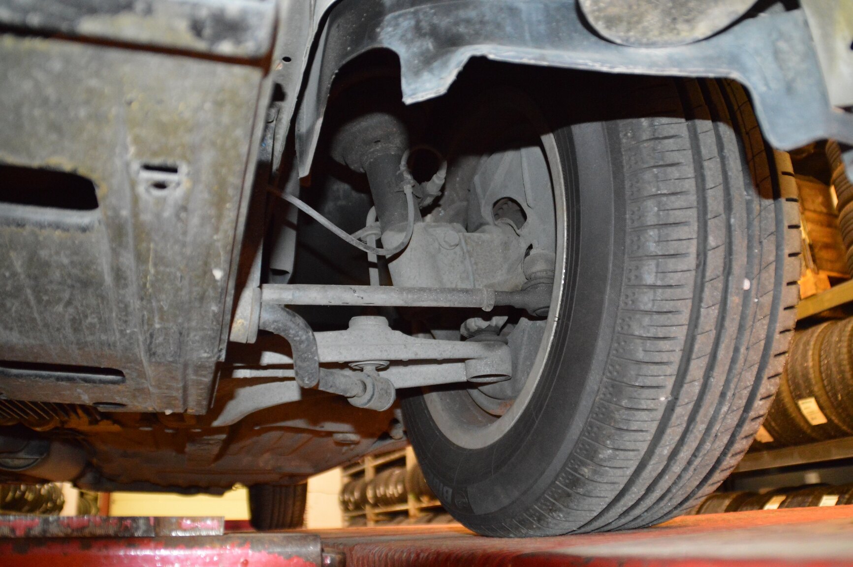 Image of 1986 Porsche 944 Coupé mechanics