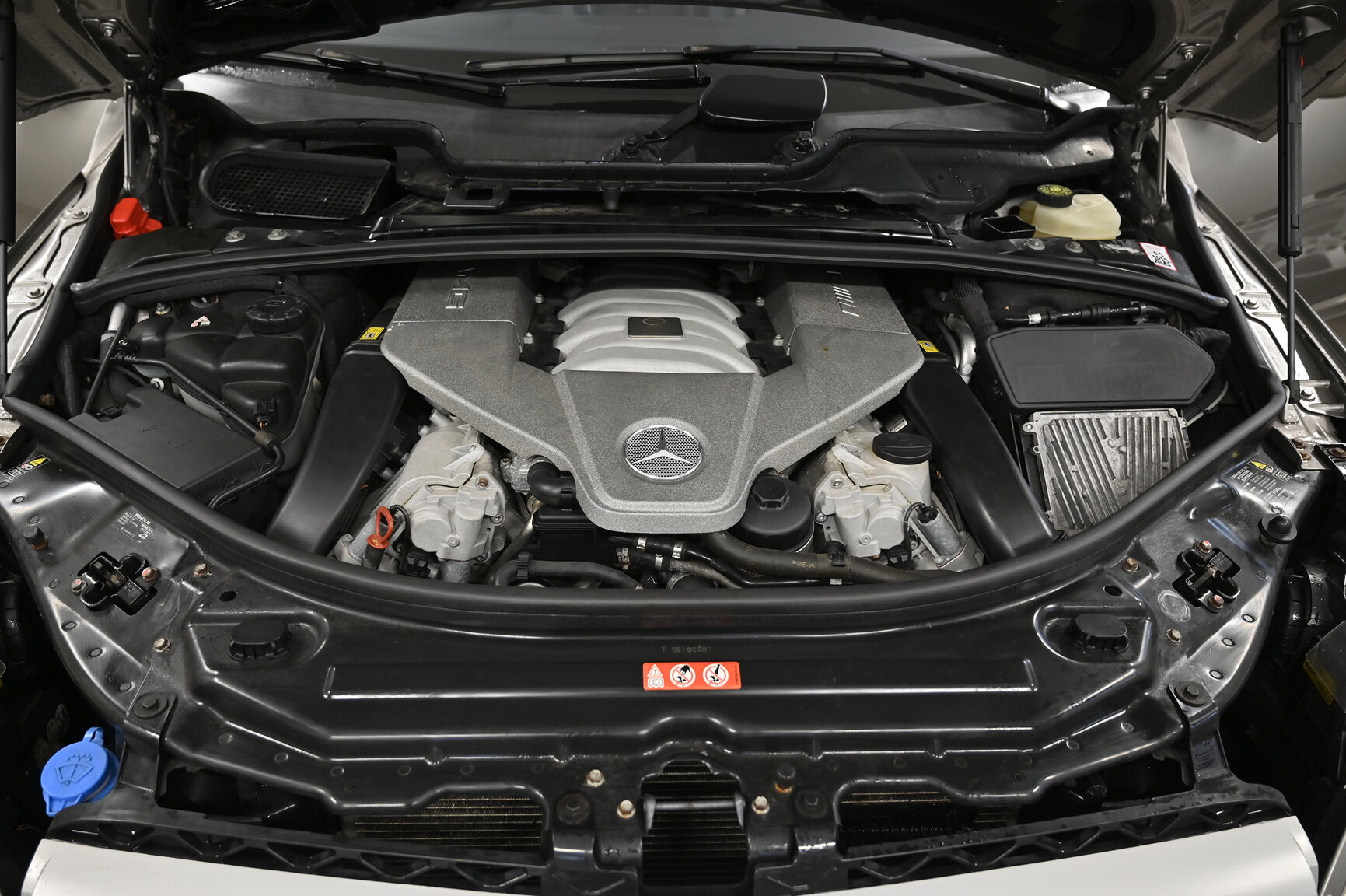 2006 Mercedes-Benz R 63 AMG, Mekanik