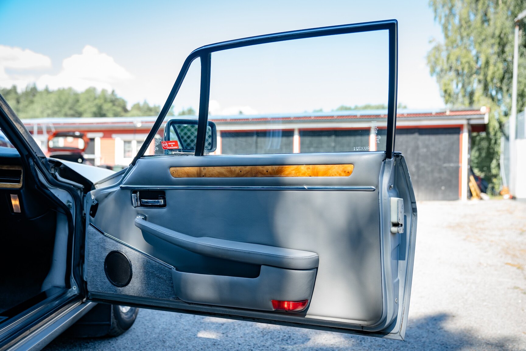 Interior image of 1985 Jaguar XJ-S HE