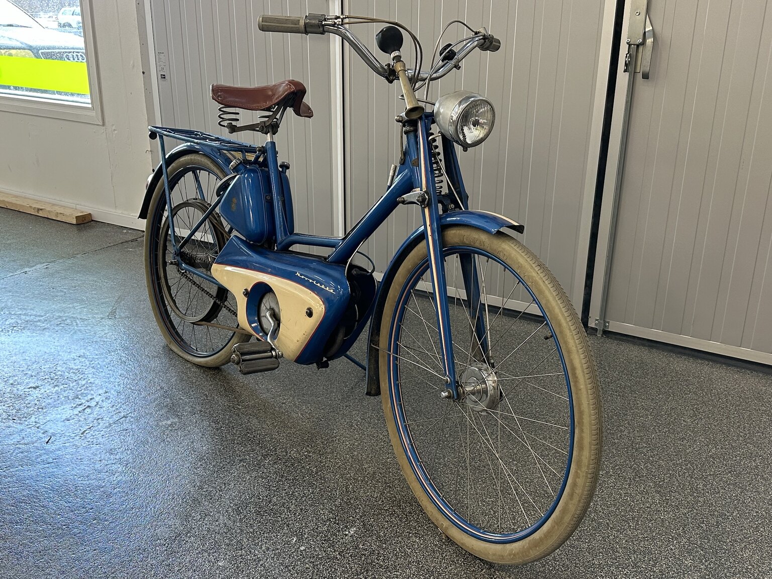Aussenfoto Husqvarna Novolette