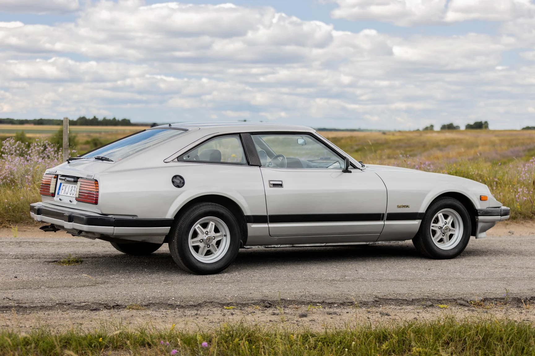 Exterior image of 1982 Datsun 280ZX (2)