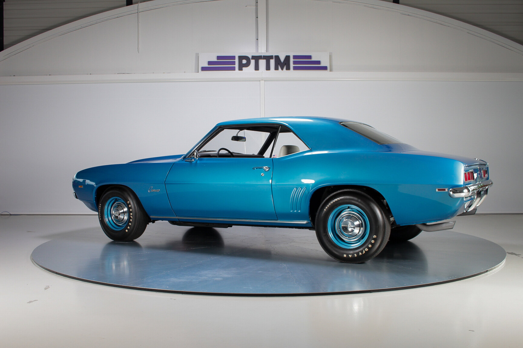 Exterior image of 1969 Chevrolet Camaro COPO TRIBUTE