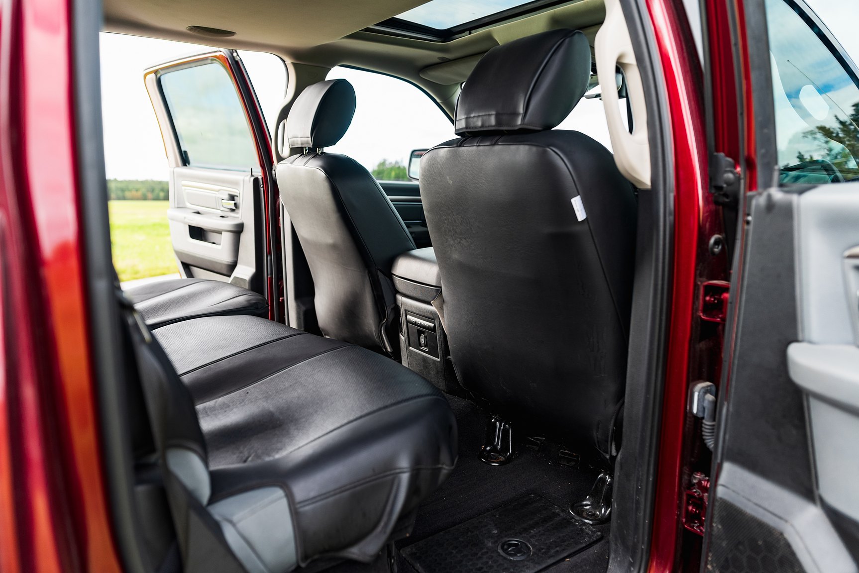 Interior image of 2019 Dodge Ram 1500 Classic Crew Cab 5.7 V8 HEMI 