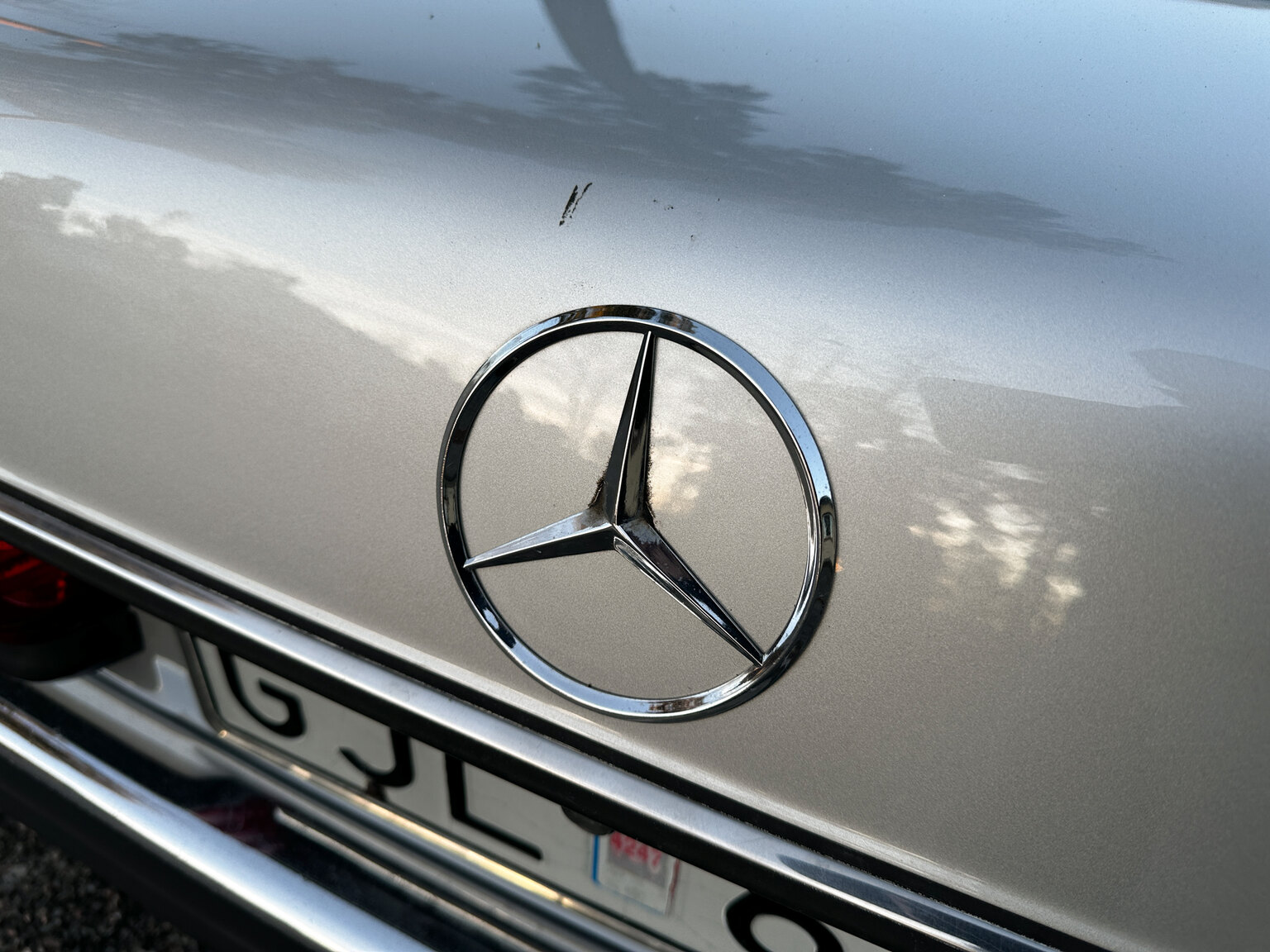 Aussenfoto 1978 Mercedes-Benz 250
