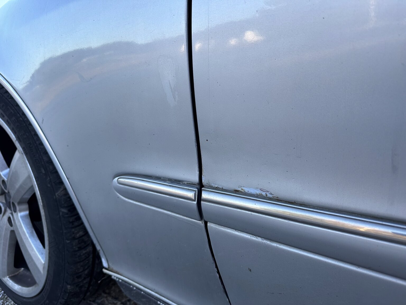 Exteriörbild på 1999 Mercedes-Benz S 500 L