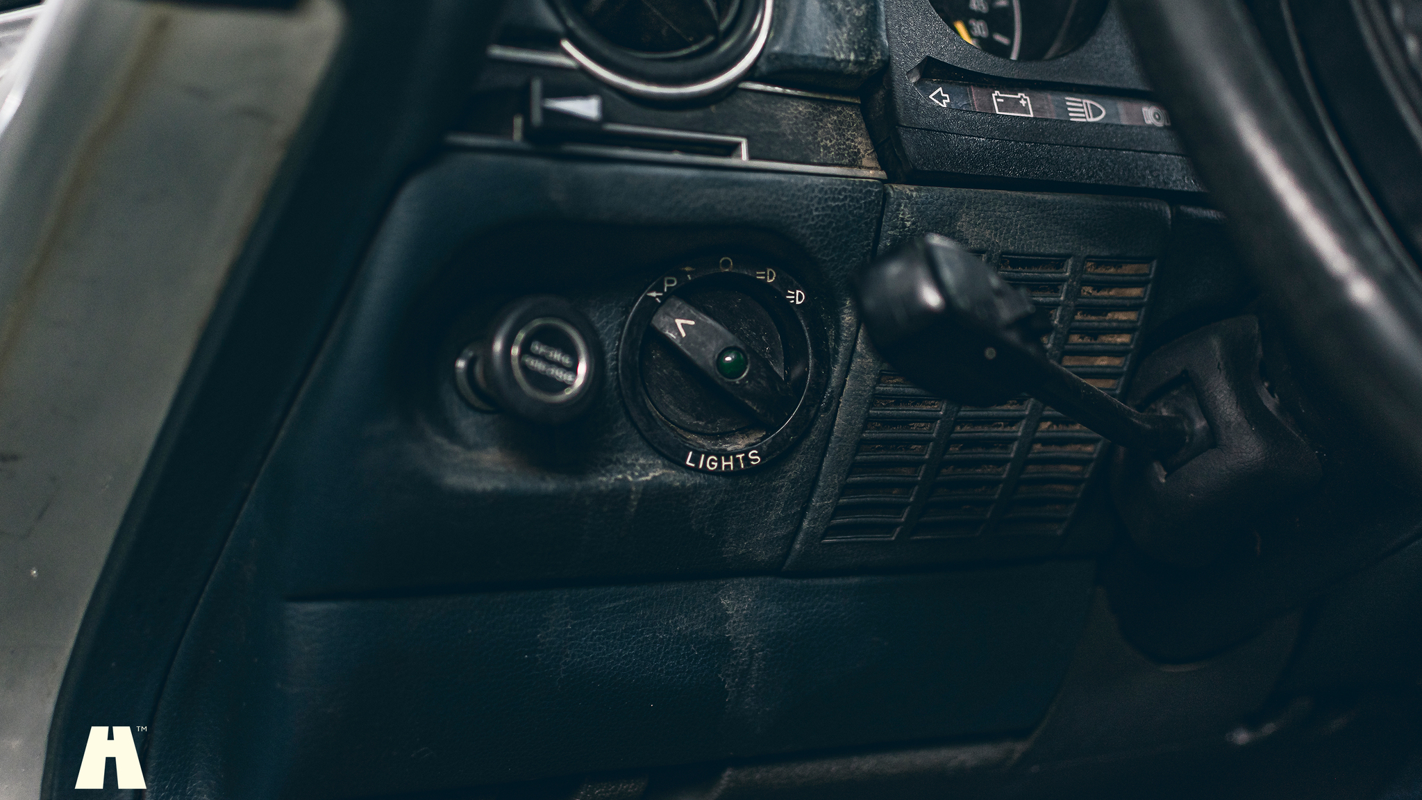 Interior image of 1974 Mercedes SLC450 Project