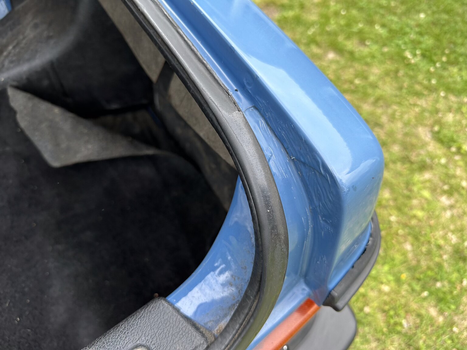 Interior image of 1986 Volvo 244